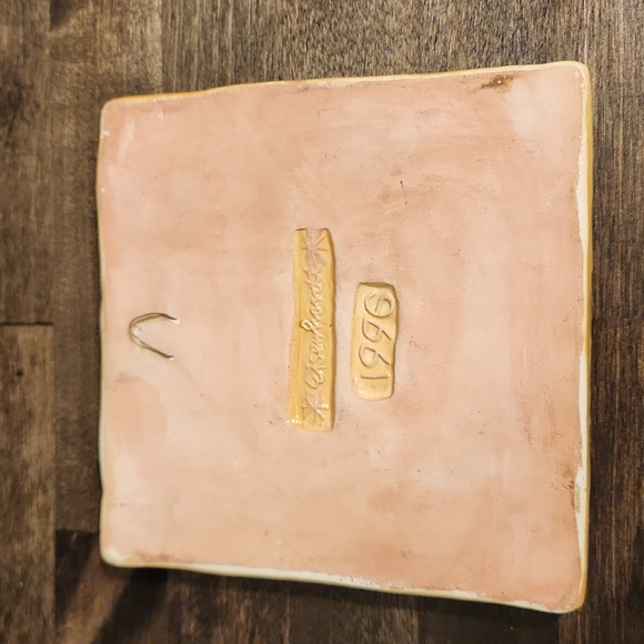 Laurie Eisenhardt tile art couple kissing / birds - Picture 6 of 12